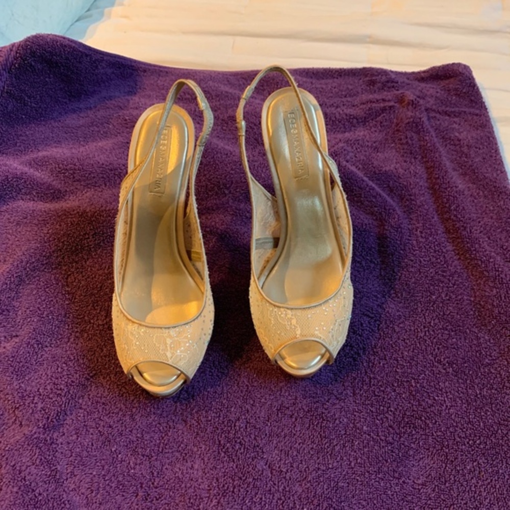 BCBG MAXZARIA Tan Embellished Lace Platform High Slingback Sandals sz 8.5 B